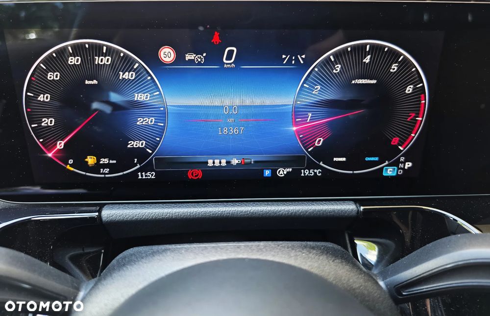 Mercedes-Benz GLA 200 AMG Line - 24
