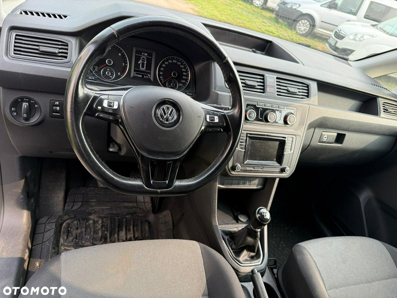 Volkswagen Caddy - 14