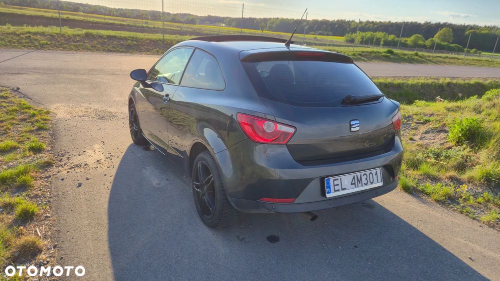 Seat Ibiza SC 1.6 16V Sport - 9