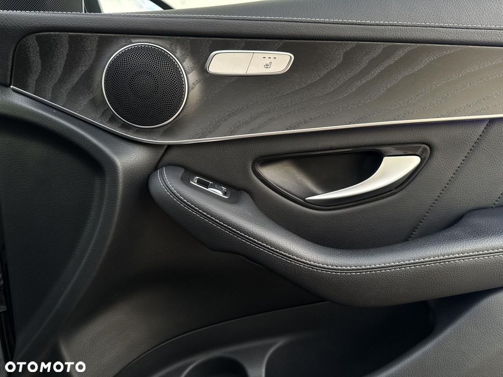 Mercedes-Benz GLC - 20