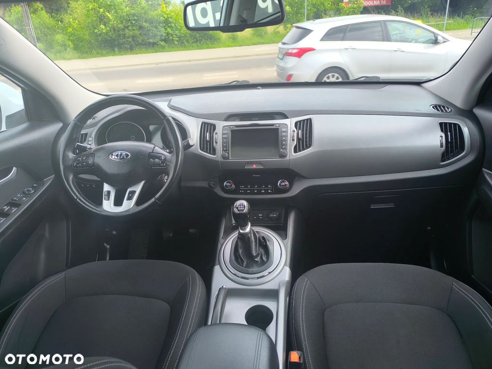 Kia Sportage 1.7 CRDI 2WD Dream-Team Edition - 15