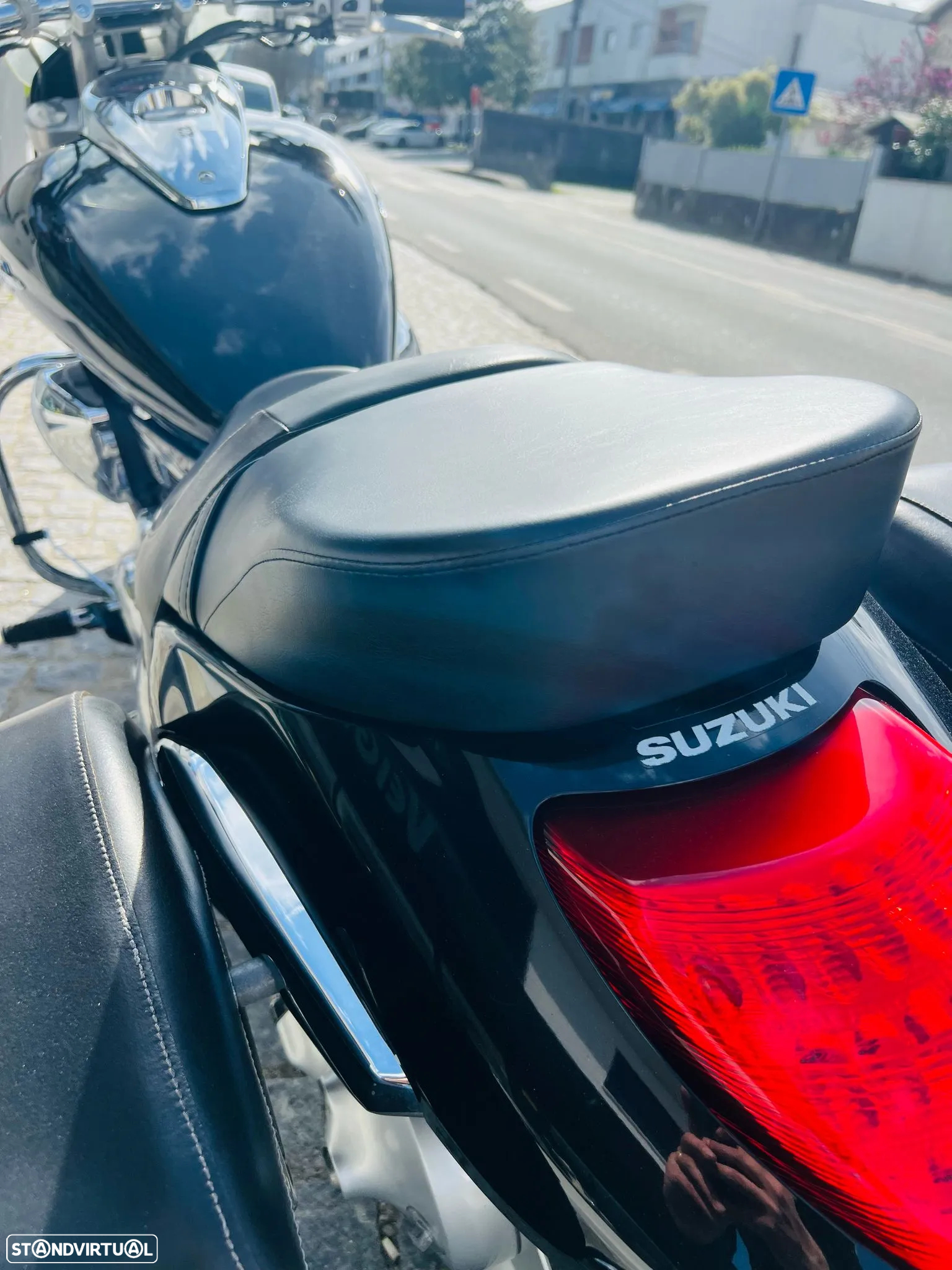 Suzuki Intruder M 1800R - 6