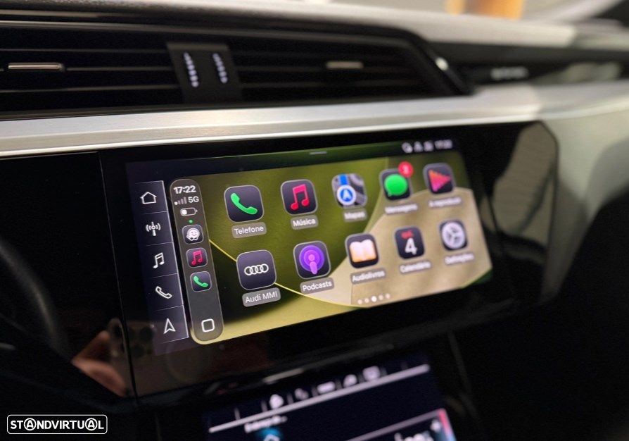 Audi Q8 e-Tron 50 quattro S line - 34