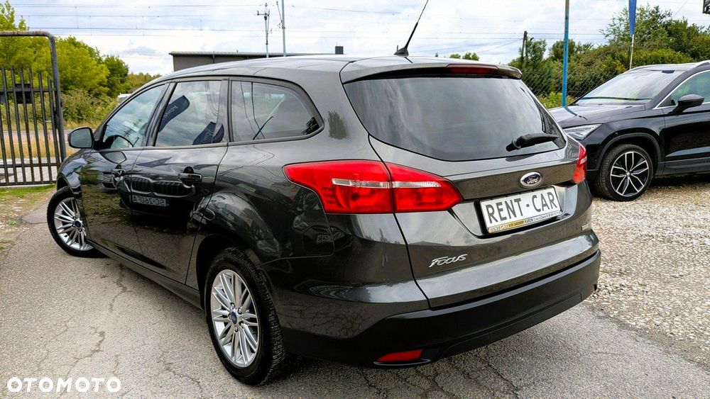 Ford Focus - 8