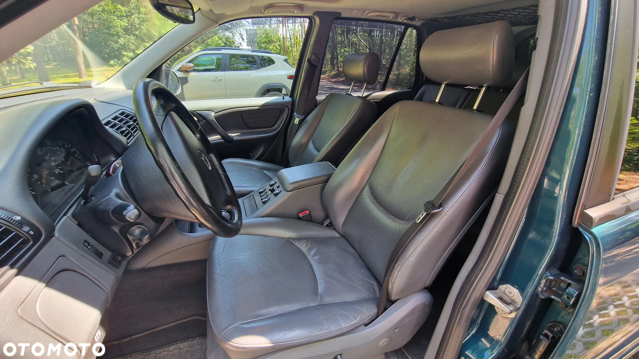 Mercedes-Benz ML 320 - 13