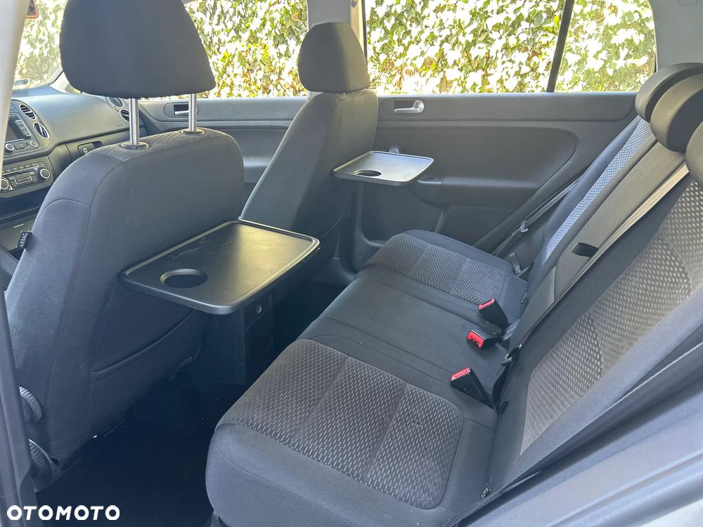 Volkswagen Golf Plus 1.6 Comfortline DSG - 10
