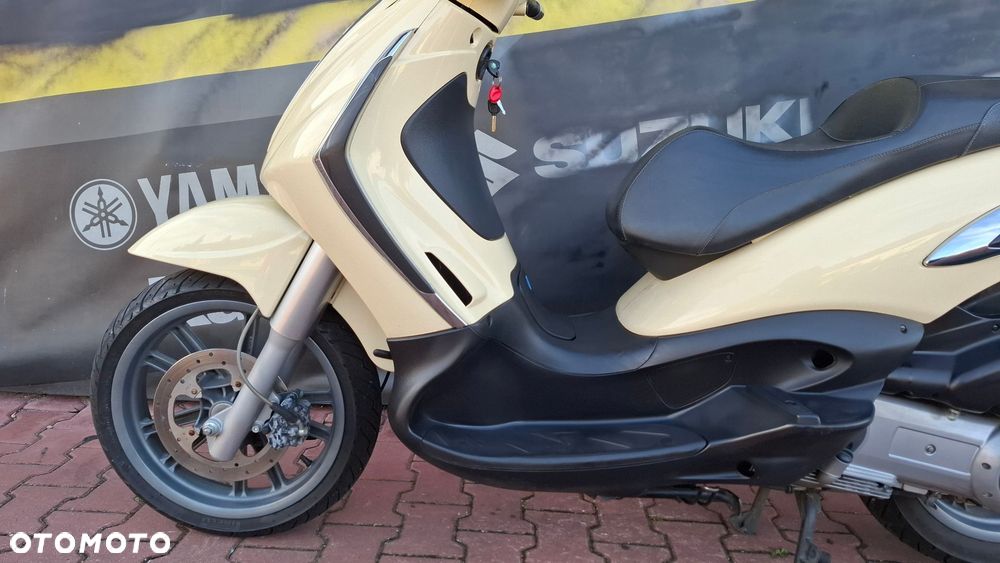 Piaggio Beverly - 12