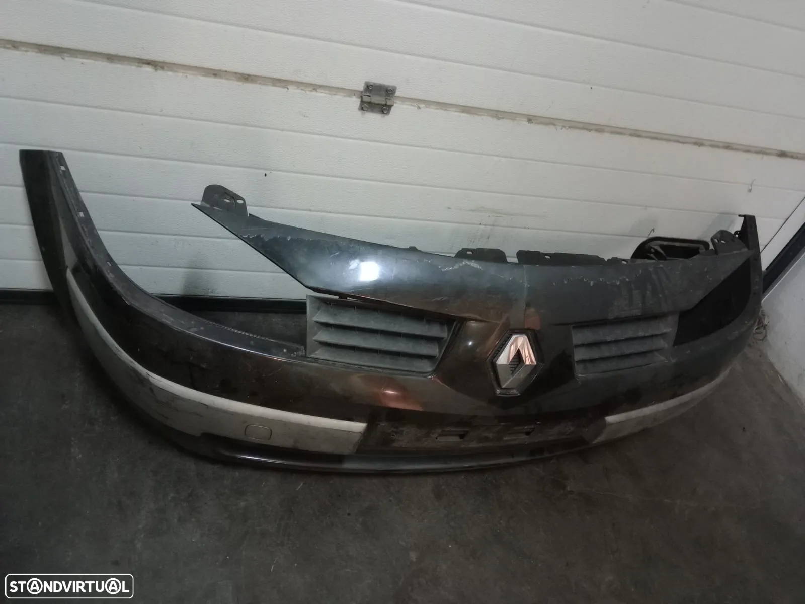 PARACHOQUES / PARA CHOQUES FRENTE RENAULT MEGANE II 03-06 - 2
