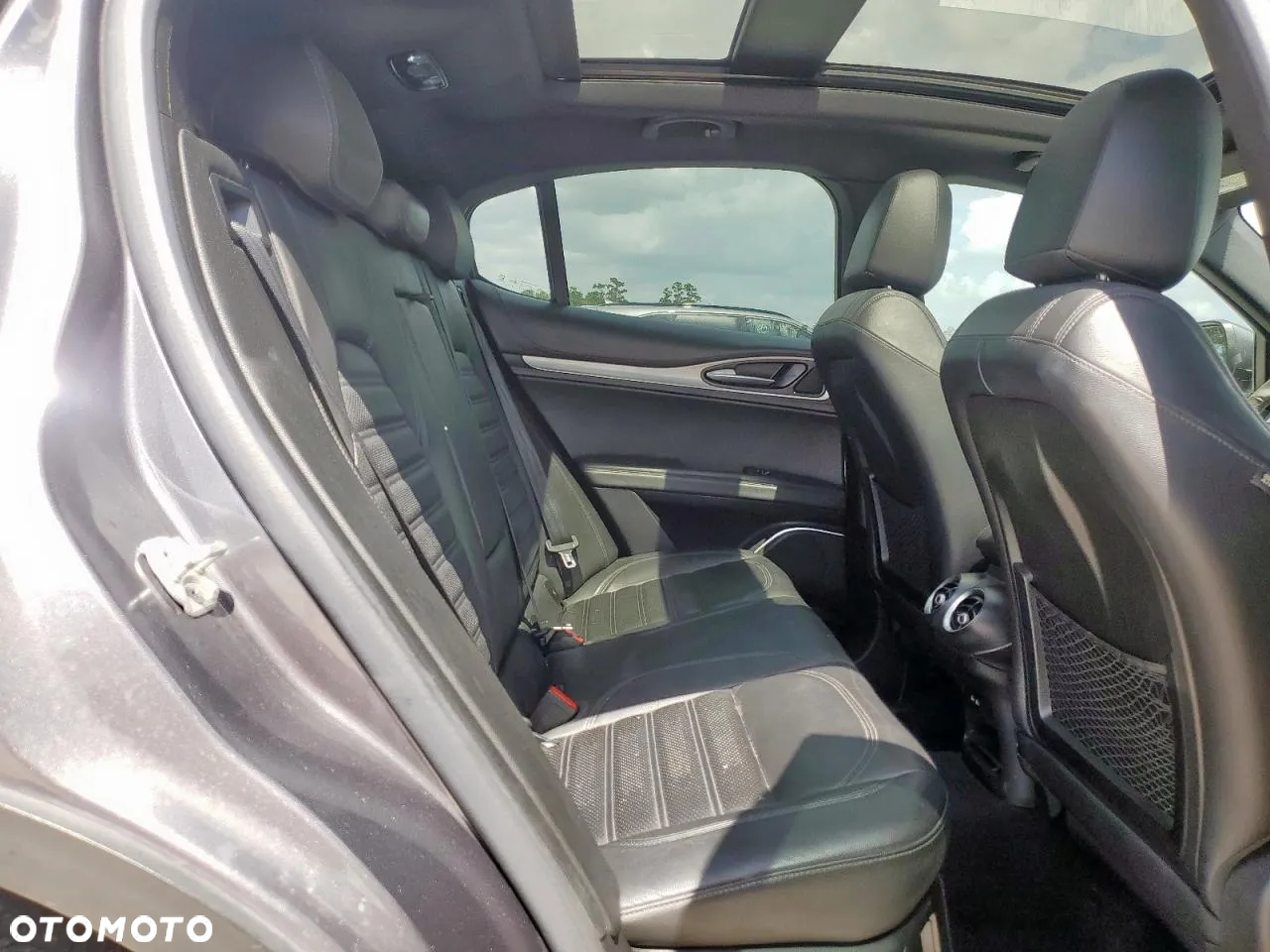 Alfa Romeo Stelvio 2.0 Turbo 16V AT8-Q4 Veloce Ti - 7