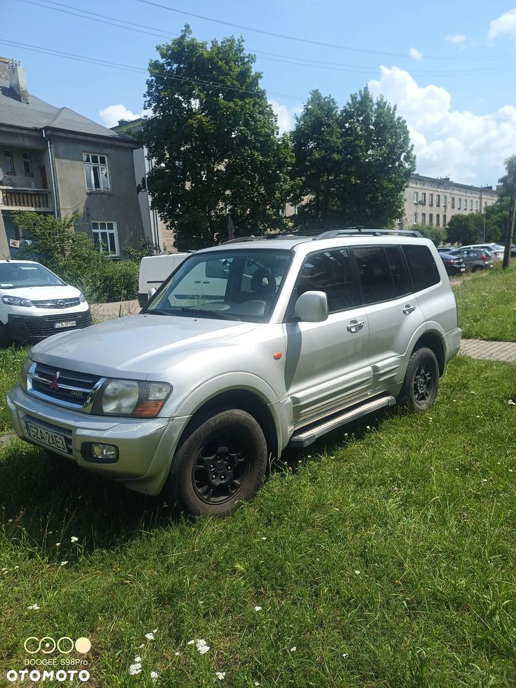 Mitsubishi Pajero 3.5 V6 GDI Elegance - 10