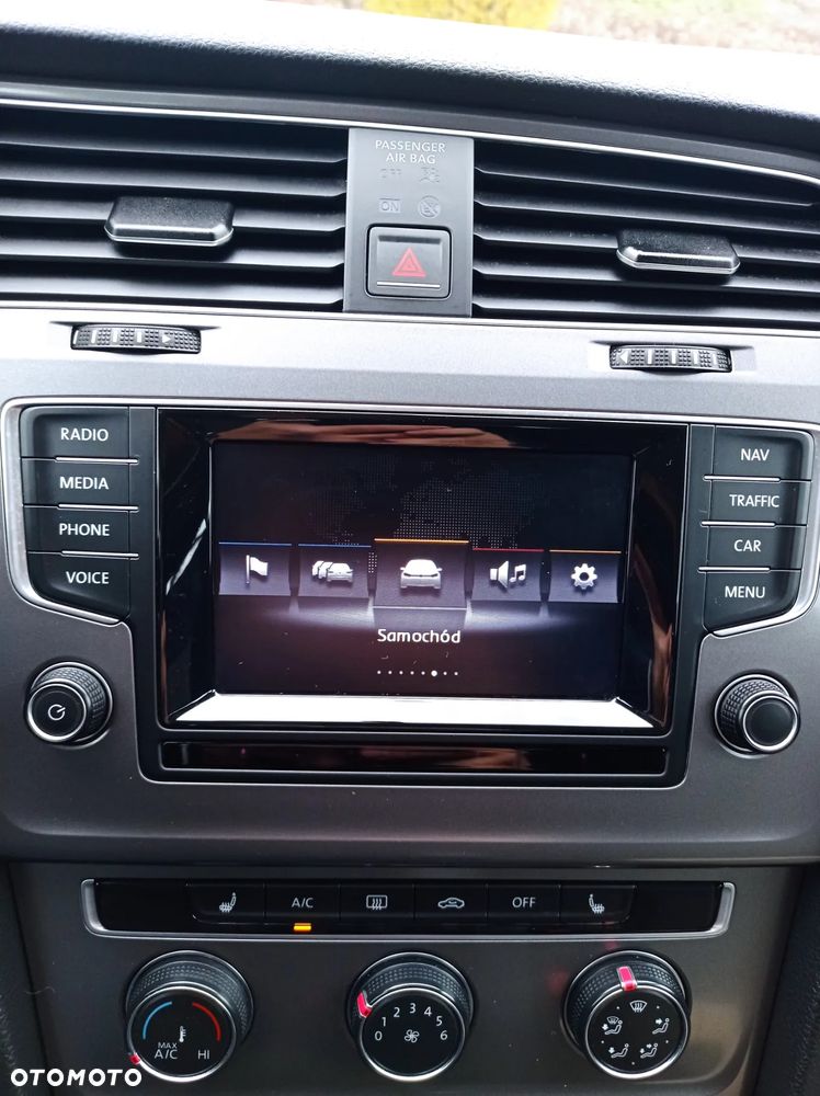 Volkswagen Golf VII 1.6 TDI BlueMotion Trendline - 24