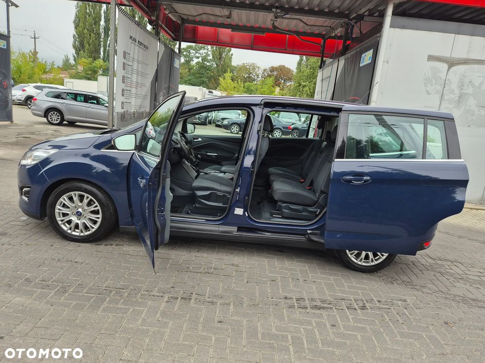 Ford Grand C-MAX - 20