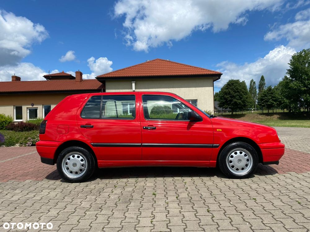 Volkswagen Golf - 14