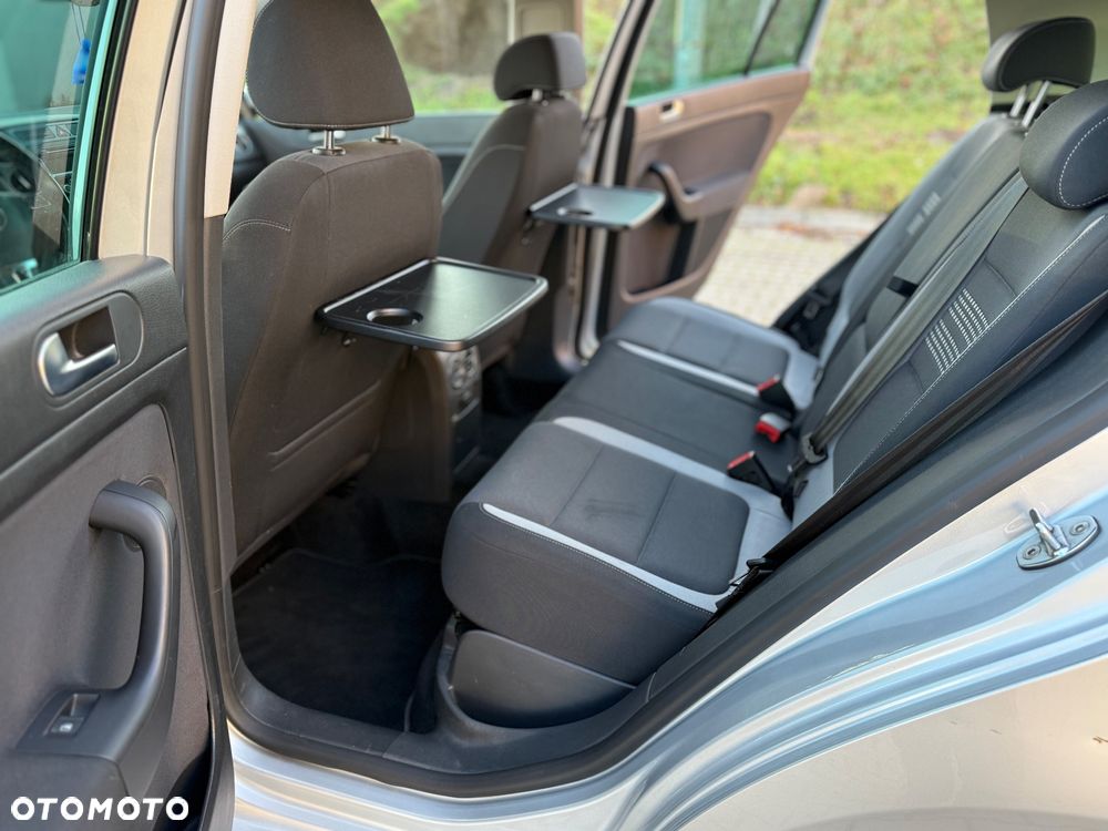 Volkswagen Golf Plus - 12