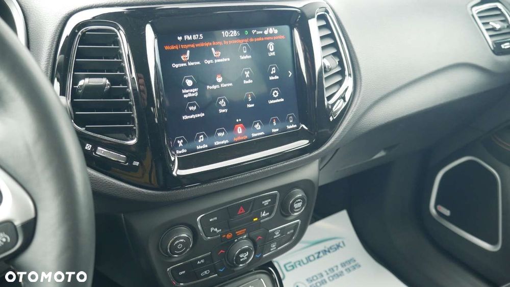 Jeep Compass - 13