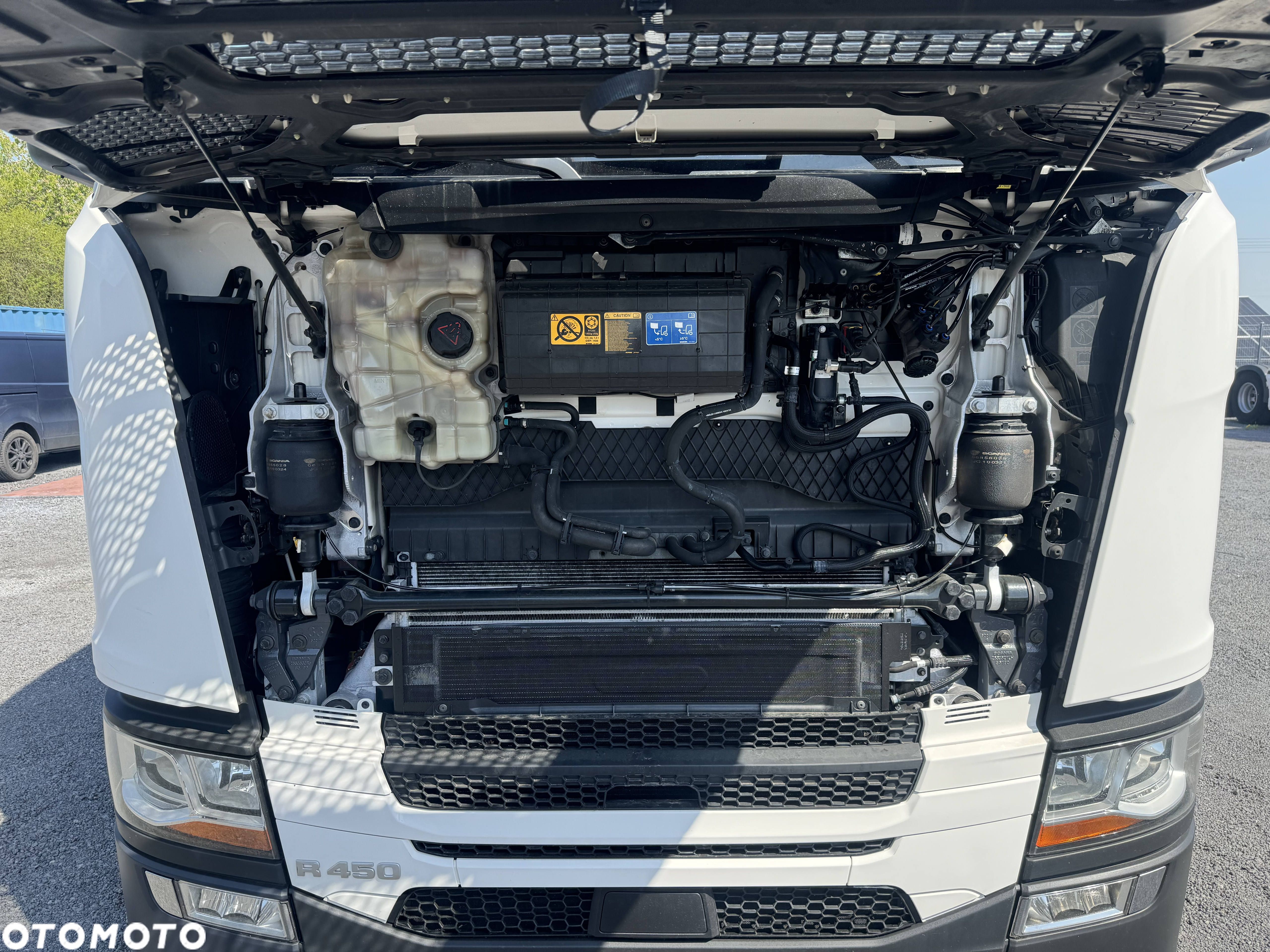 Scania R450 / Automat / Retarder / 2 Zbiorniki / Koła 315/70 / Lodówka / Stan BDB / z Francji - 12