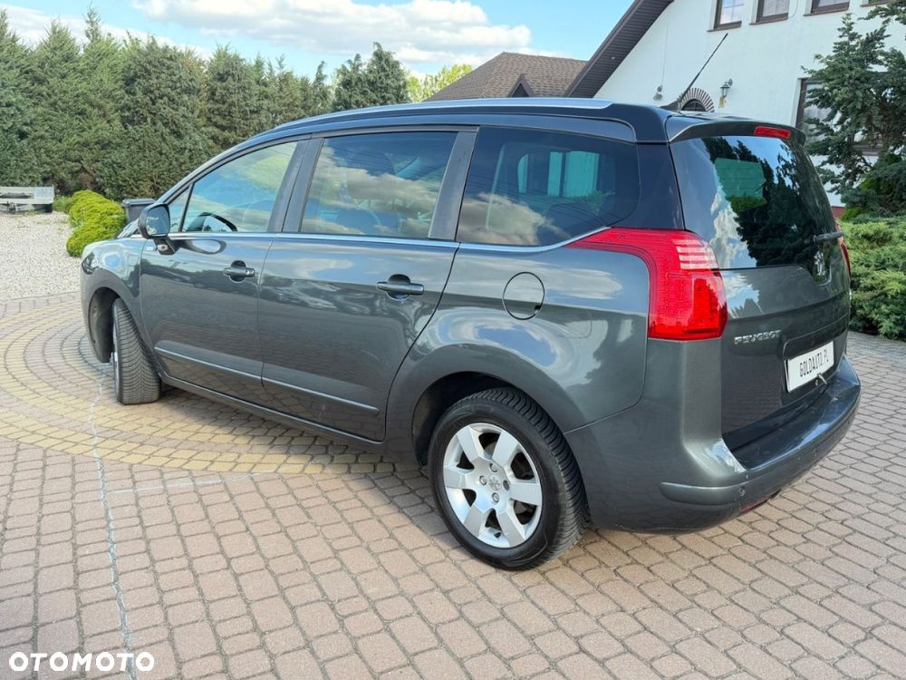 Peugeot 5008 - 4