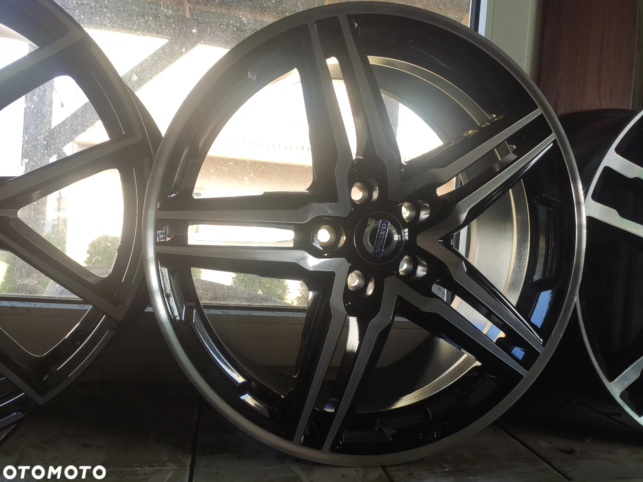 Felgi alu 18 cali FORD KUGA MONDEO FOKUS II C- S-MAX GALAXY Volvo XC60 XC90 V50 S40 S80 V70 V40 V60 S40 S60 - 2