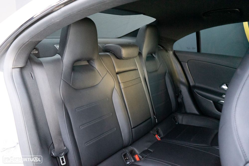 Mercedes-Benz CLA 180 d 7G-DCT AMG Line - 9
