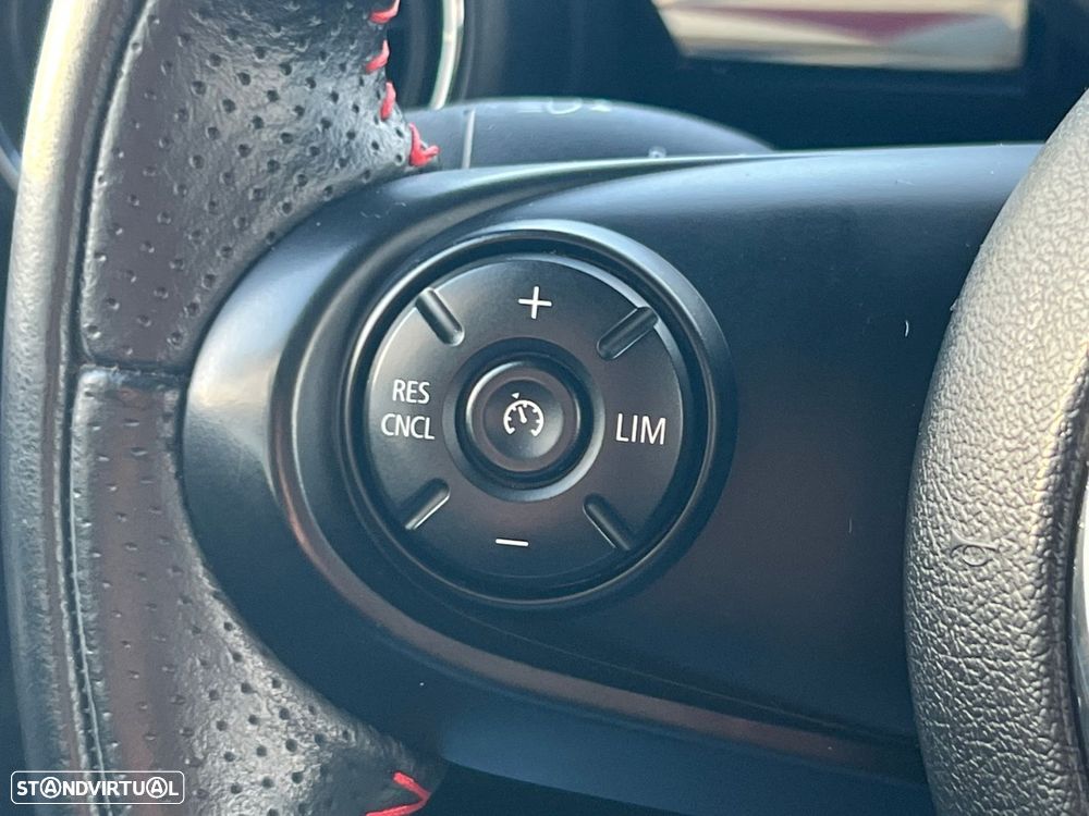 MINI 3 Portas Cooper D - 22