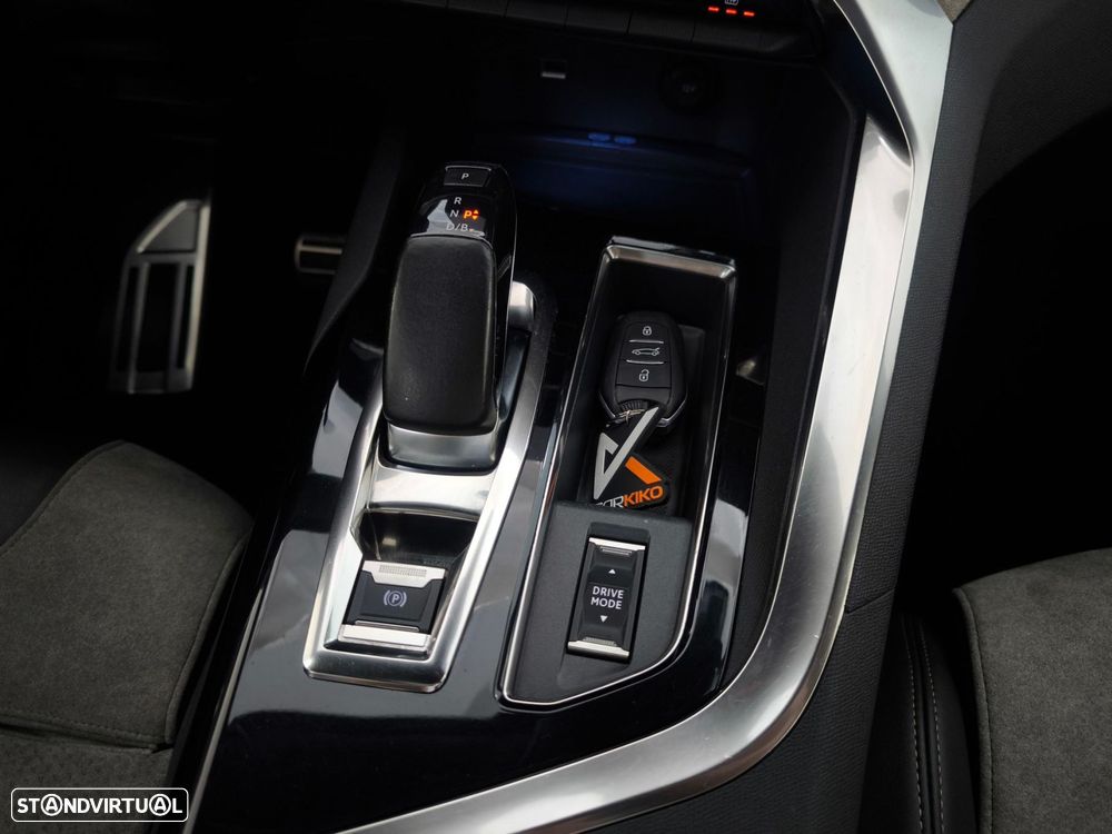 Peugeot 3008 1.6 Hybrid GT Pack e-EAT8 - 20