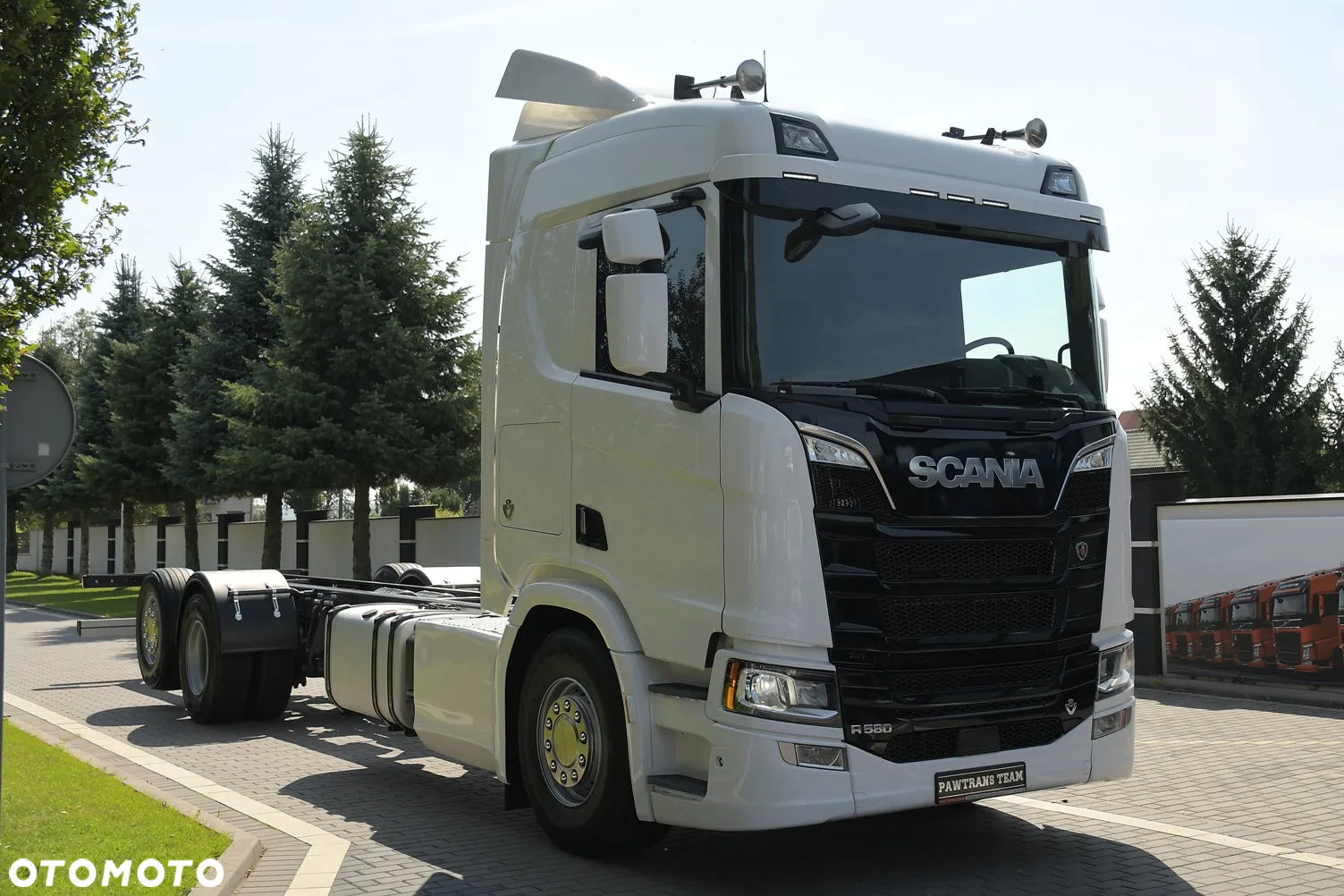 Scania R580///* V8///* 2017///* RETARDER///* 26000KG///* WIDELEC///* RAMA DO ZABUDOWY///* FUL LED///* SKÓRA///* SUPER ZADBANA! - 2
