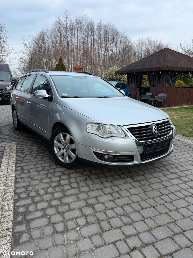 Volkswagen Passat - 2