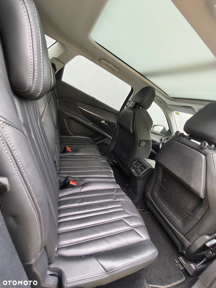 Peugeot 5008 1.2 PureTech Allure Pack S&S - 30