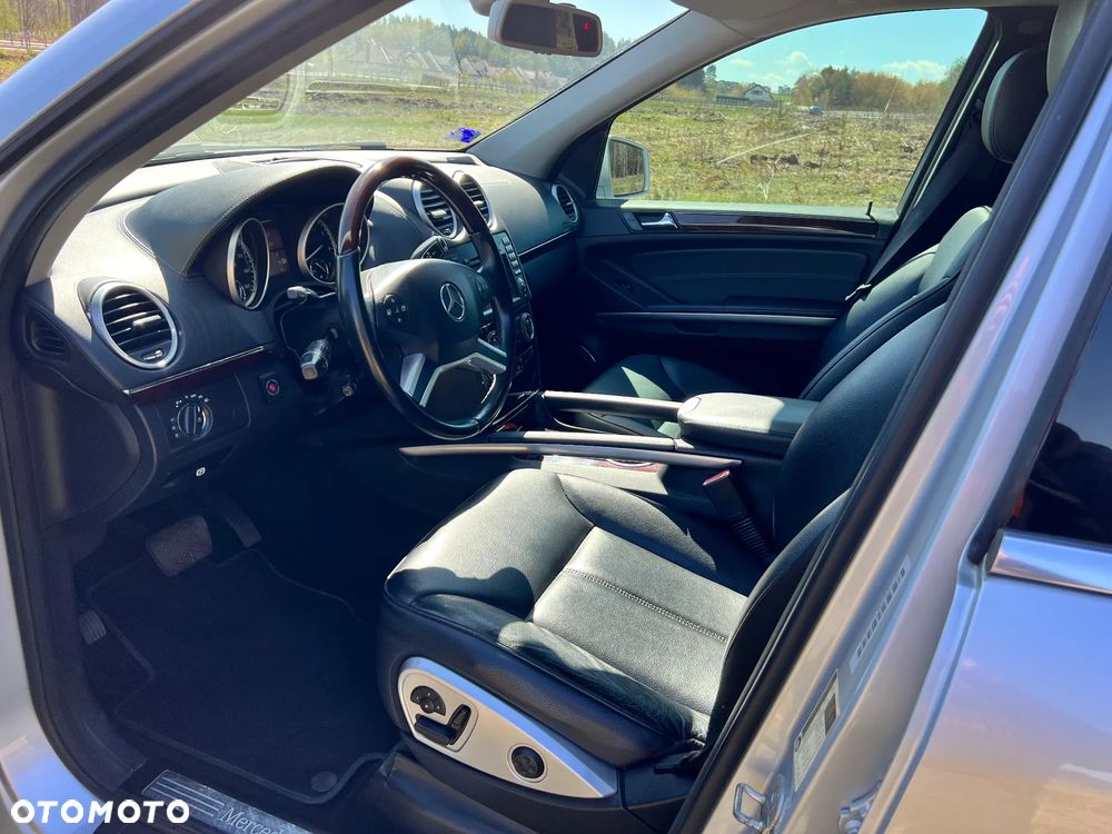 Mercedes-Benz GL 450 4Matic 7G-TRONIC Grand Edition - 9