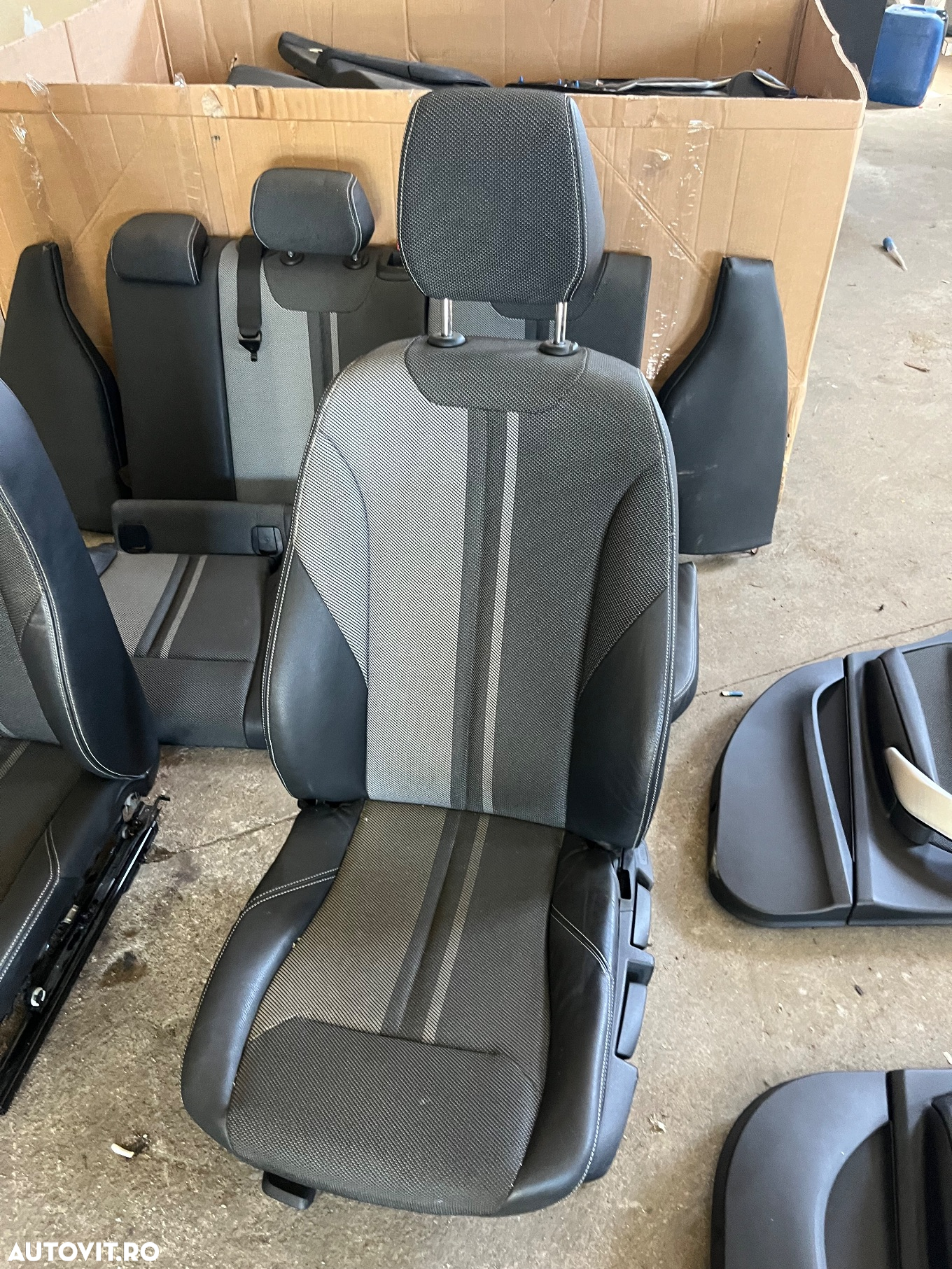 Interior BMW f20 2016 - 3