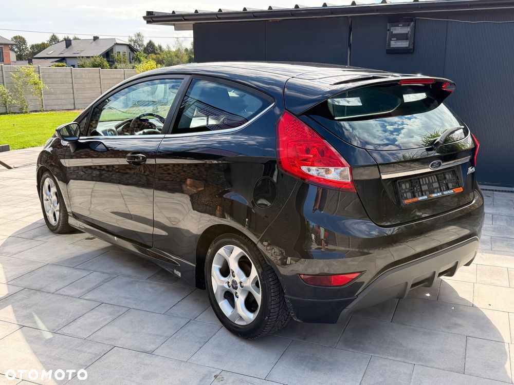 Ford Fiesta 1.4 Ghia - 7
