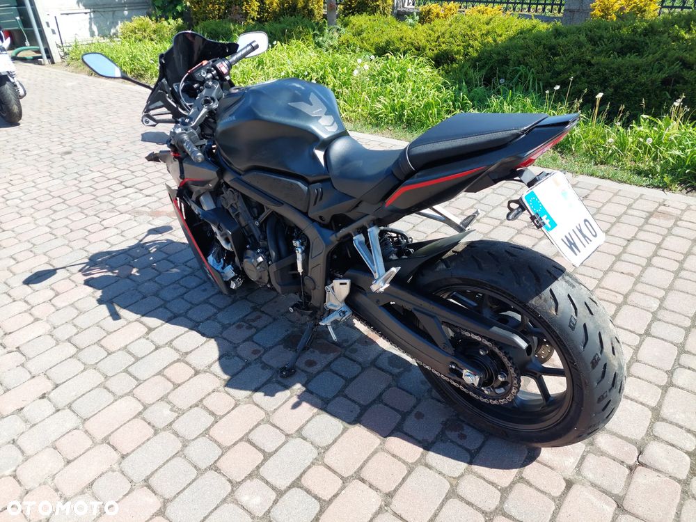 Honda CBR - 3