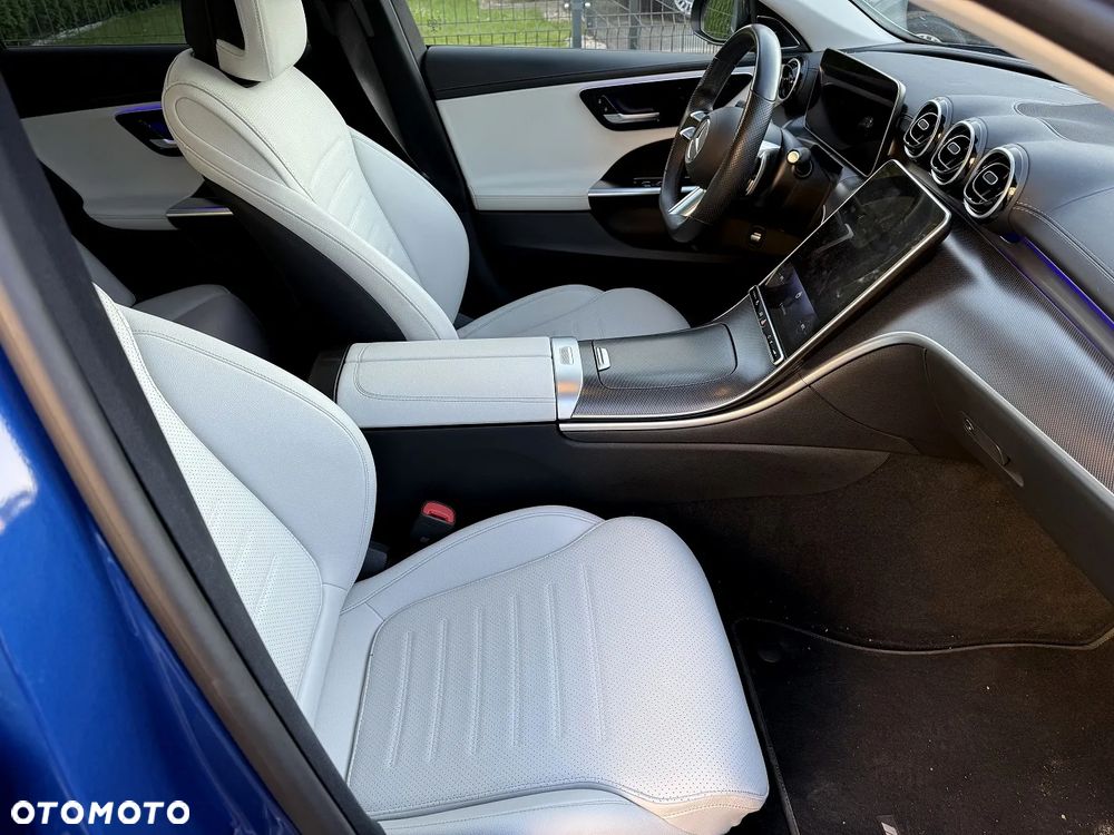Mercedes-Benz Klasa C 220 d T 9G-TRONIC AMG Line - 10