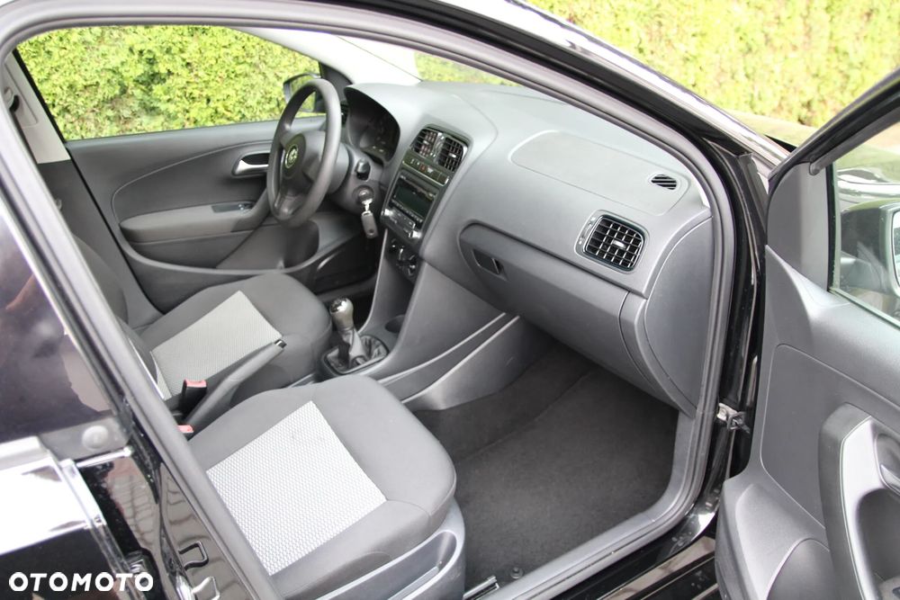 Volkswagen Polo 1.2 12V Trendline - 12