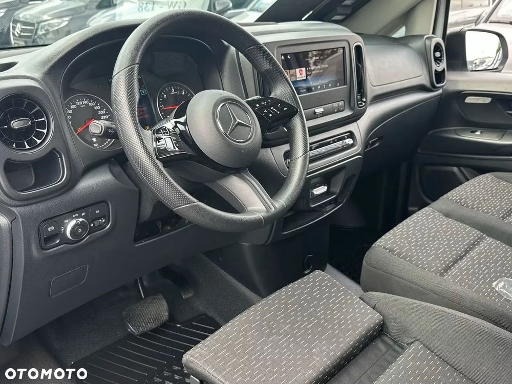 Mercedes-Benz Vito - 16