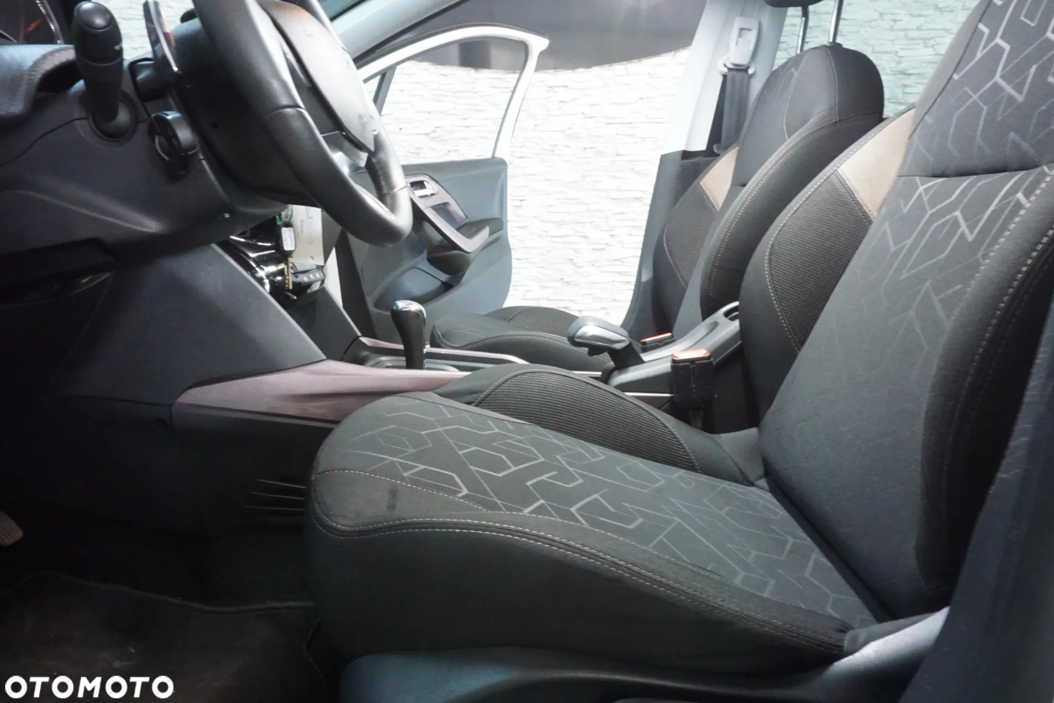 Peugeot 2008 82 e-VTI ETG5 Active - 25