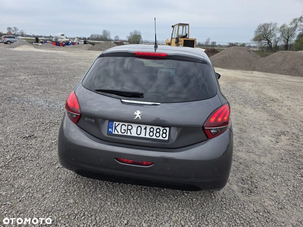 Peugeot 208 PureTech 82 Start & Stop Allure - 6