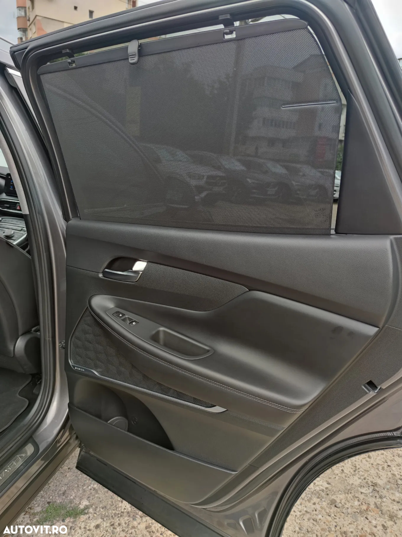 Hyundai Santa Fe Plug-in Hybrid 1.6 l 265 CP 4WD 6AT Luxury - 15