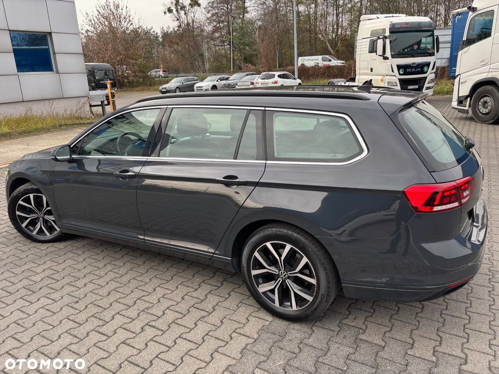 Volkswagen Passat Variant 2.0 TSI Business DSG - 5