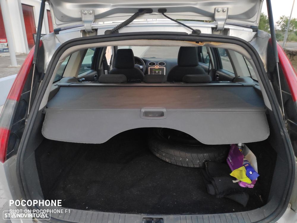 Ford Focus SW 1.4 Sport - 19