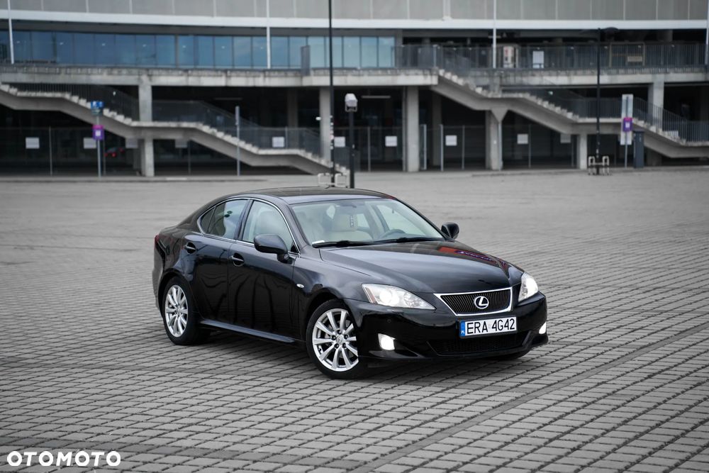 Lexus IS 250 Elegance - 2
