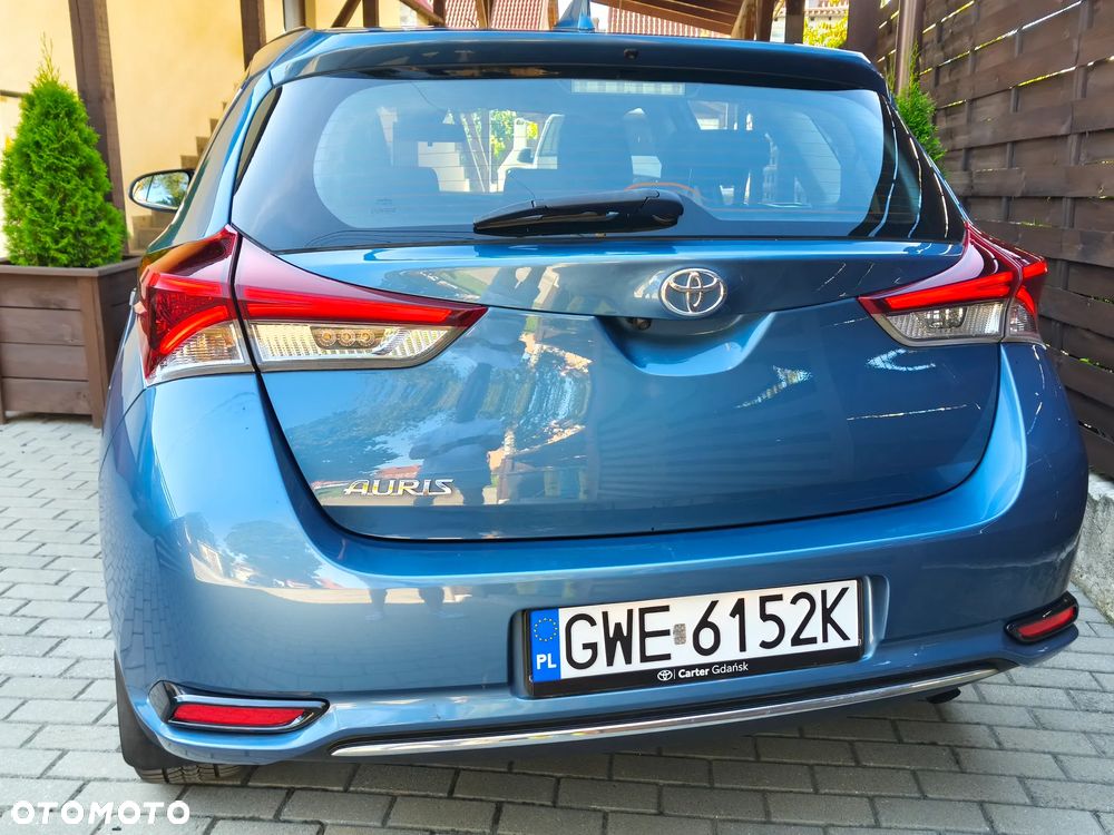 Toyota Auris 1.6 Premium - 13