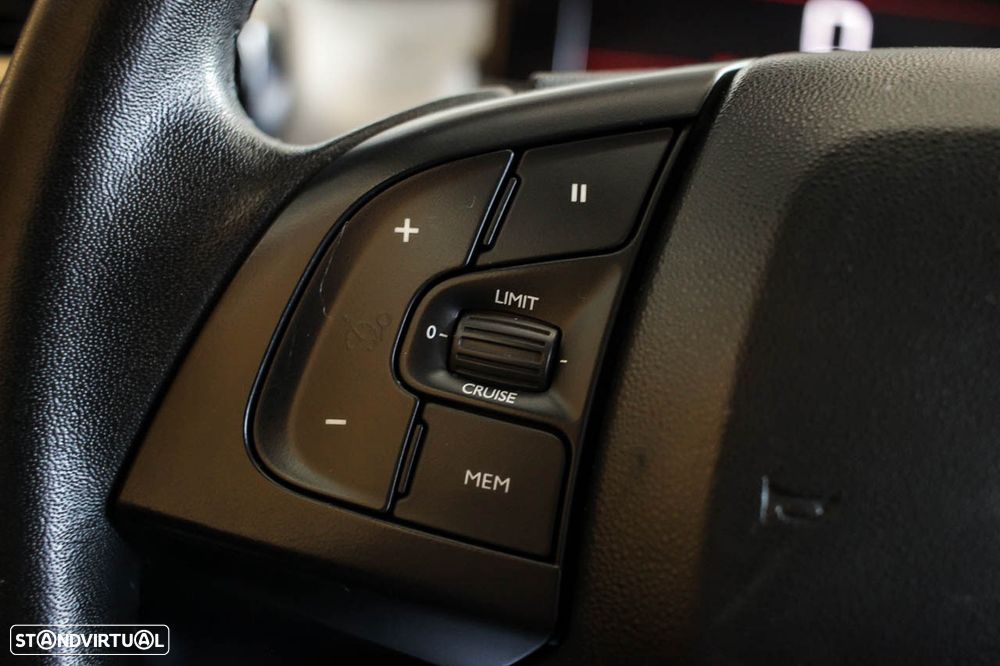 Citroën C4 Cactus 1.5 BlueHDi Shine - 17