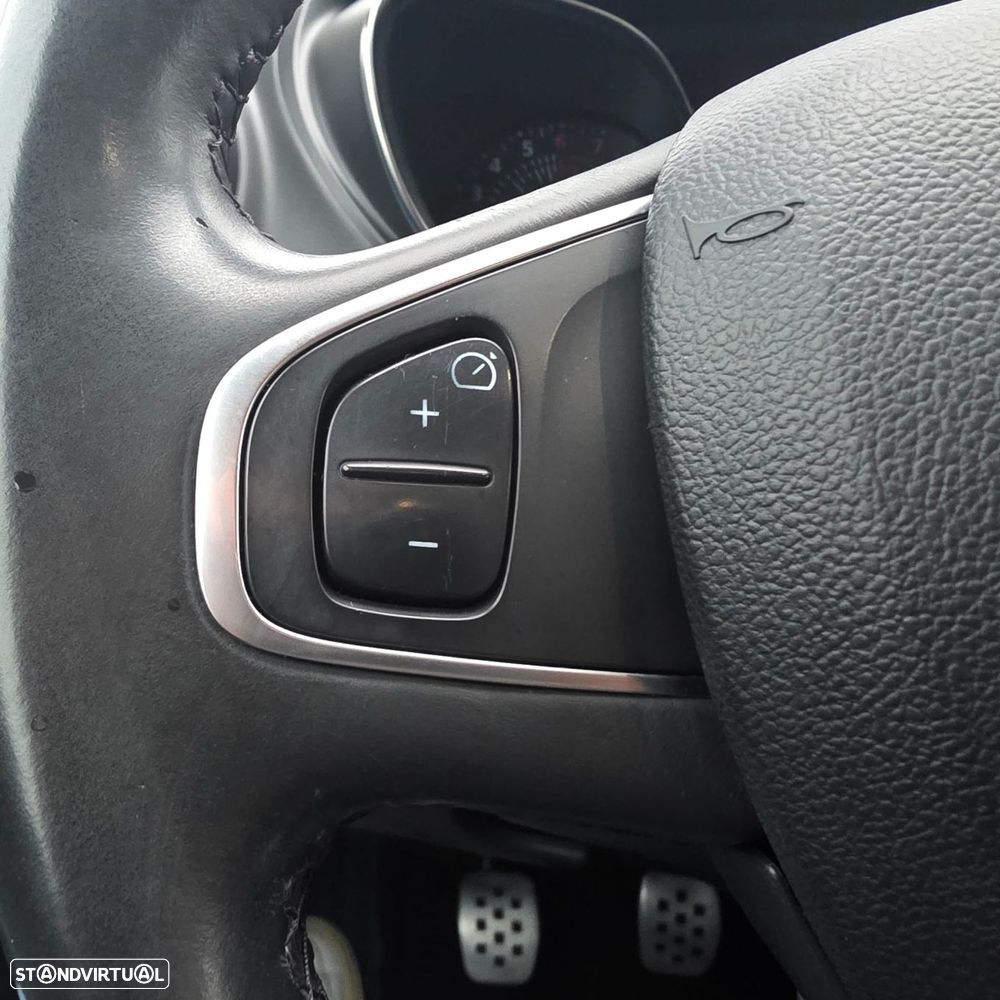 Renault Captur 1.2 TCe Exclusive - 20