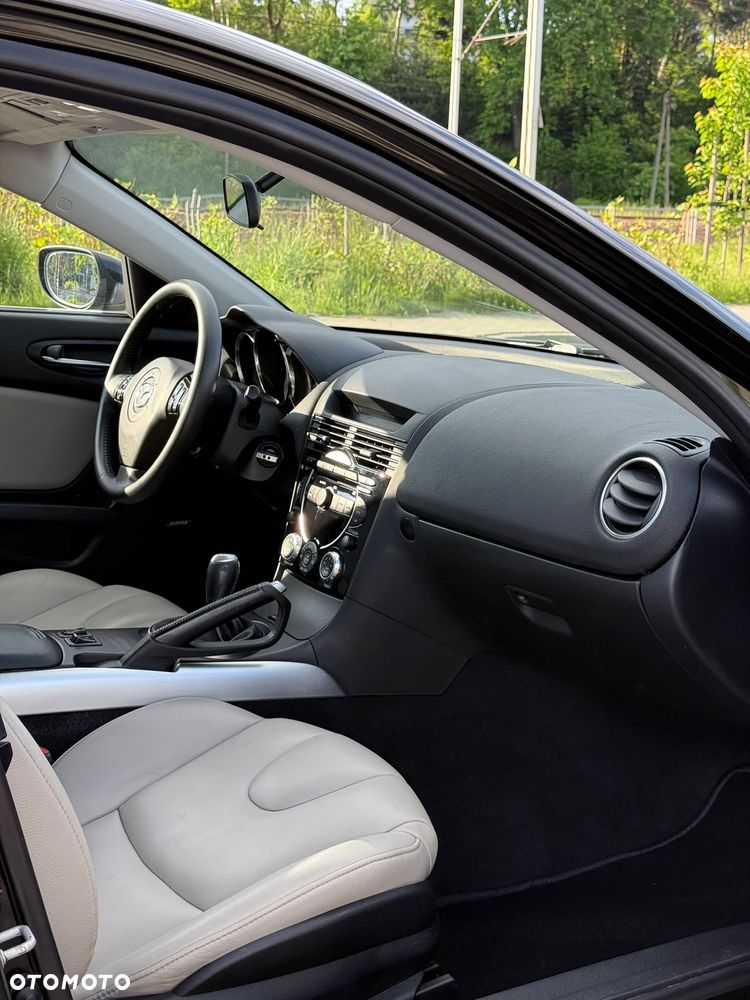 Mazda RX-8 - 40