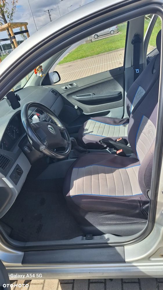 Skoda Fabia 1.4 16V Classic - 10