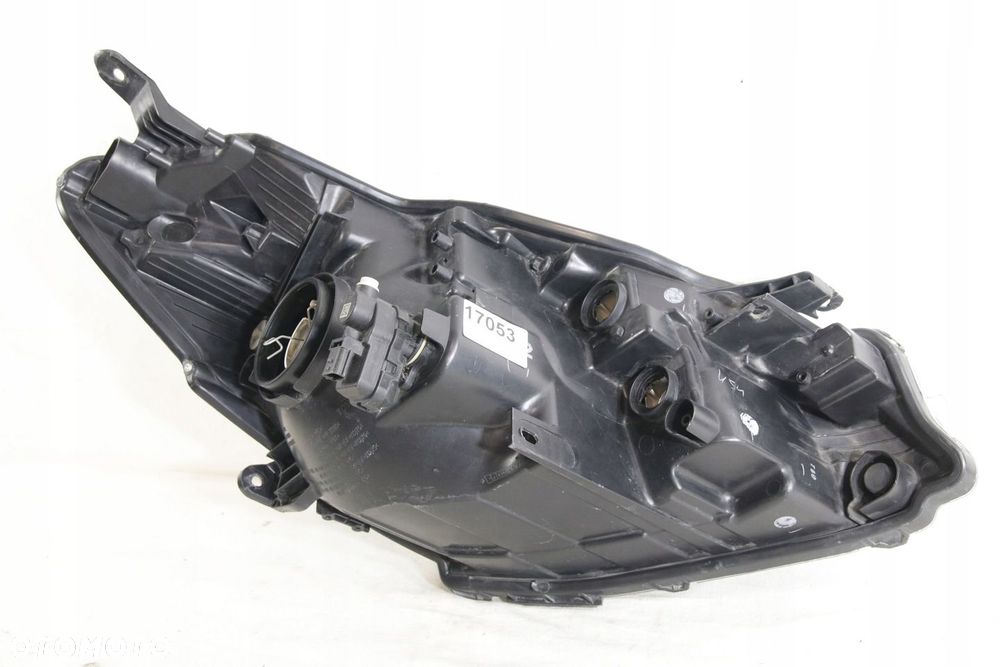 Reflektor Lampa zwykła Europa Oryginał Toyota Yaris III 3 Lift 2017-2020 - 4
