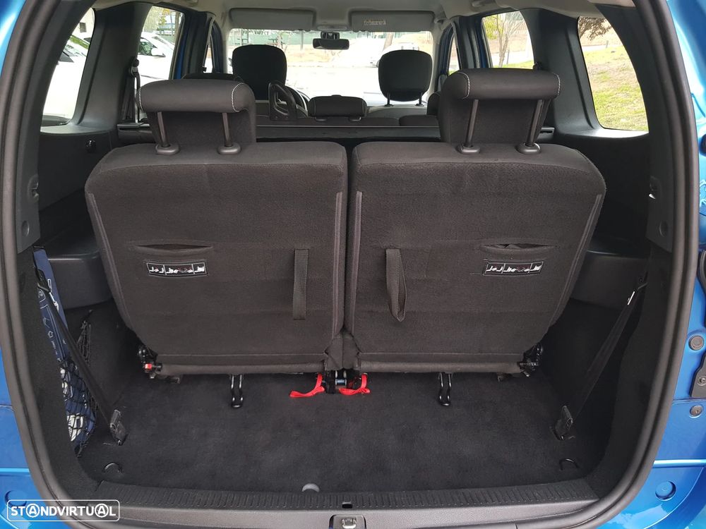 Dacia Lodgy 1.5 dCi Stepway 7L - 61