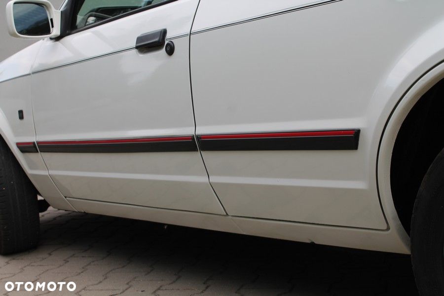 Ford Orion 1.4 CL - 16