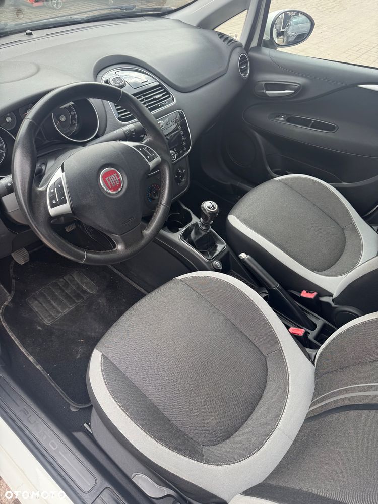 Fiat Punto - 8